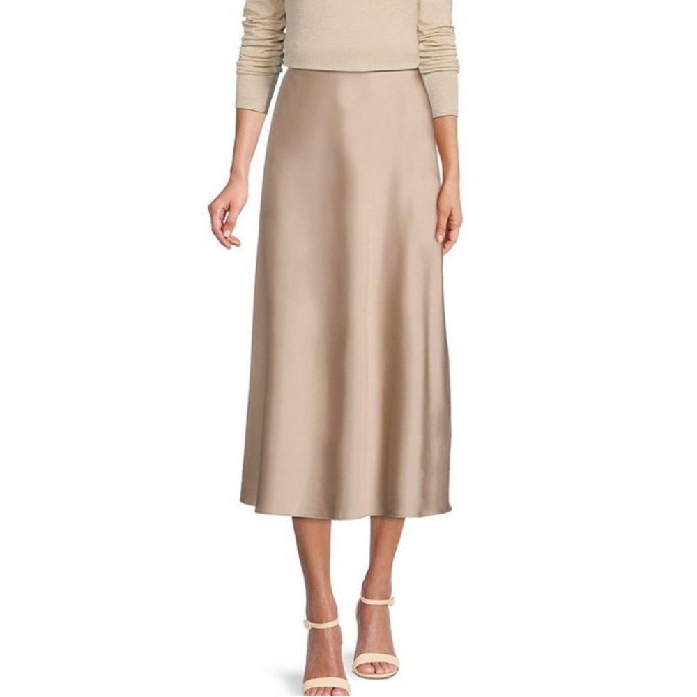BNWT Antonio Melani Satin Skirt size 4